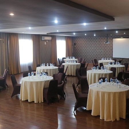 Grand Dian Boutique Hotel Cirebon Exterior foto